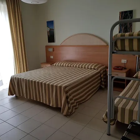Jollino Hotel Pineto